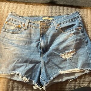 Levi shorts